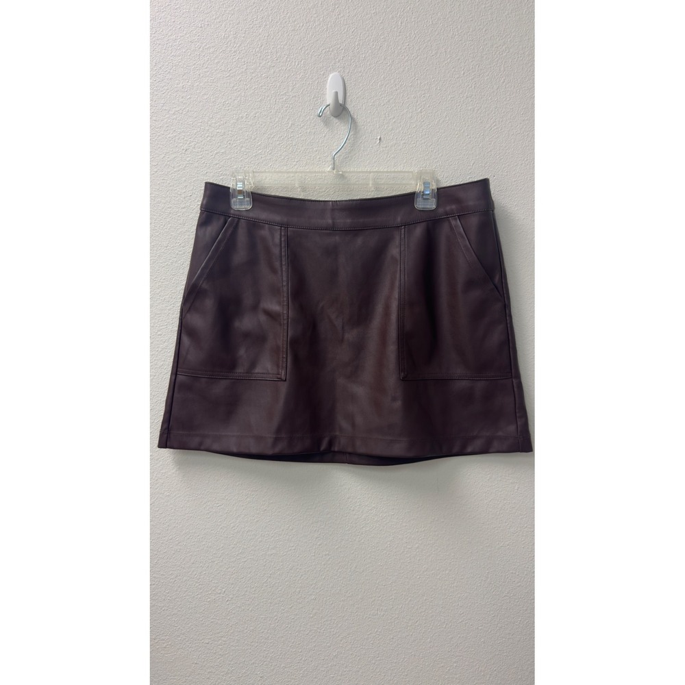Womens Faux Leather Mini A-Line Skirt M Burgundy Pockets Edgy Chic Academia